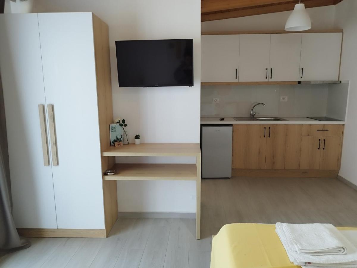 Iris Apartments Ksamil Exterior foto