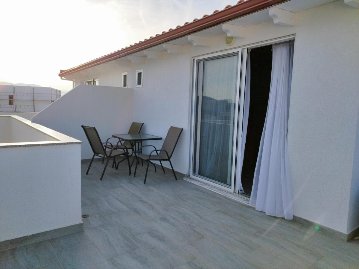 Iris Apartments Ksamil Exterior foto